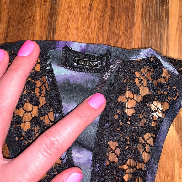 GUESS BLUE/PURPLE/GREY LACE PATTERNED TANK TOP SIZE LARGE - Picture 2 of 3